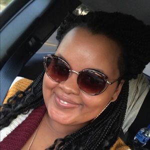 Meet your Posher, Joelnada